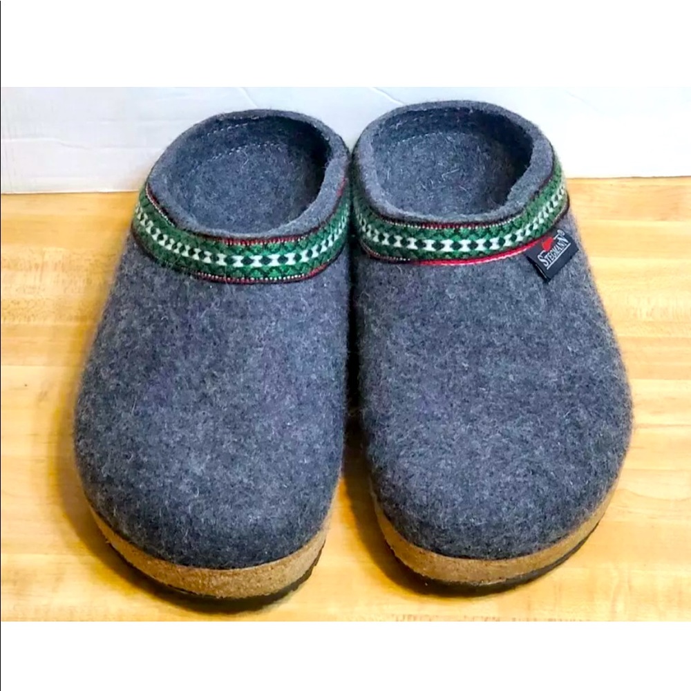 Stegmann wool clogs great condition!